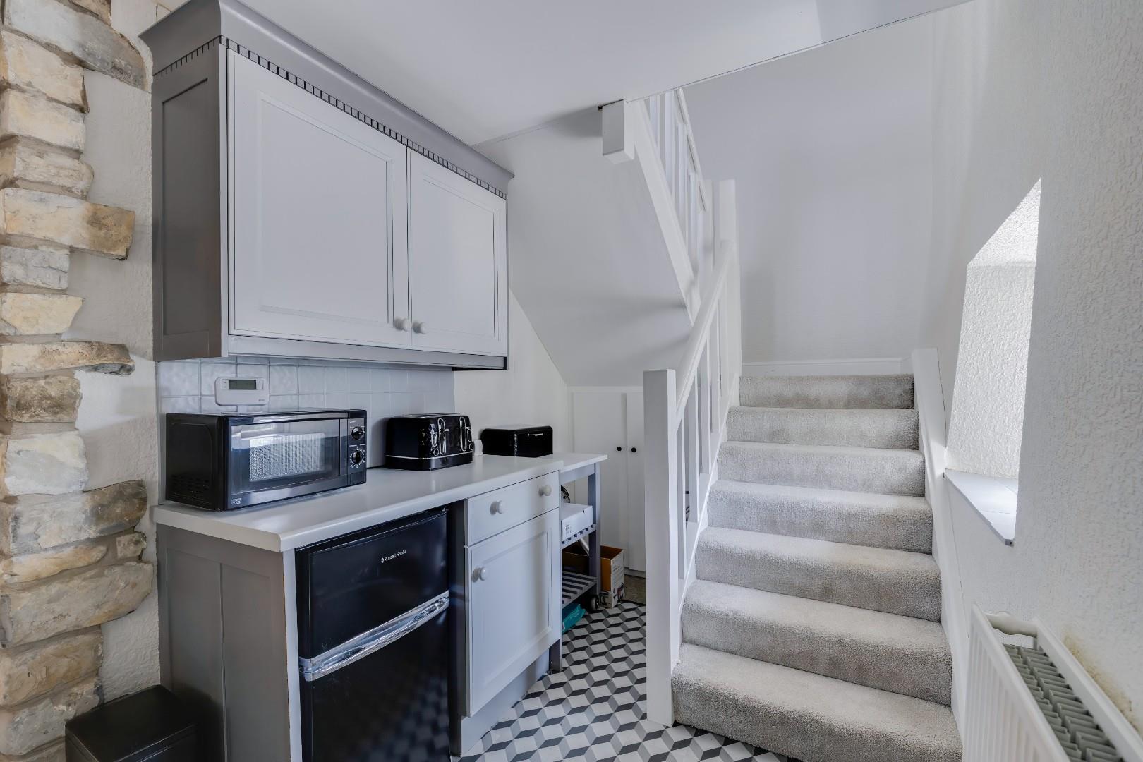 Rhoose Road, Rhoose, Vale of Glamorgan, CF62 3EP
